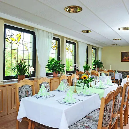 Zum Alten Brauhaus Hotel 3*