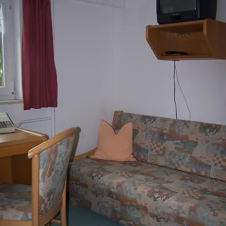 מלון Zum Alten Brauhaus 3*